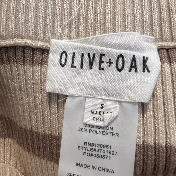 Olive & Oak Beige and Cream Striped Midi Dress - Picture 6 of 8